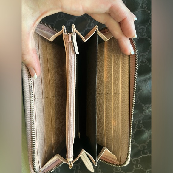 Authentic Gucci GG Butterfly Farfalla Zip Around Leather Long Wallet - Picture 4 of 13